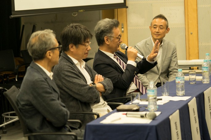 質問に答える藤田氏